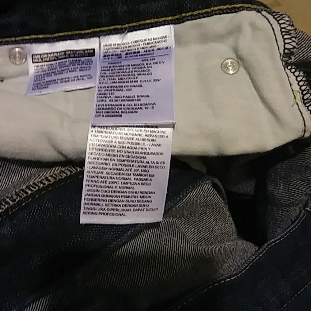 Levi plus size woman - Picture 5 of 6